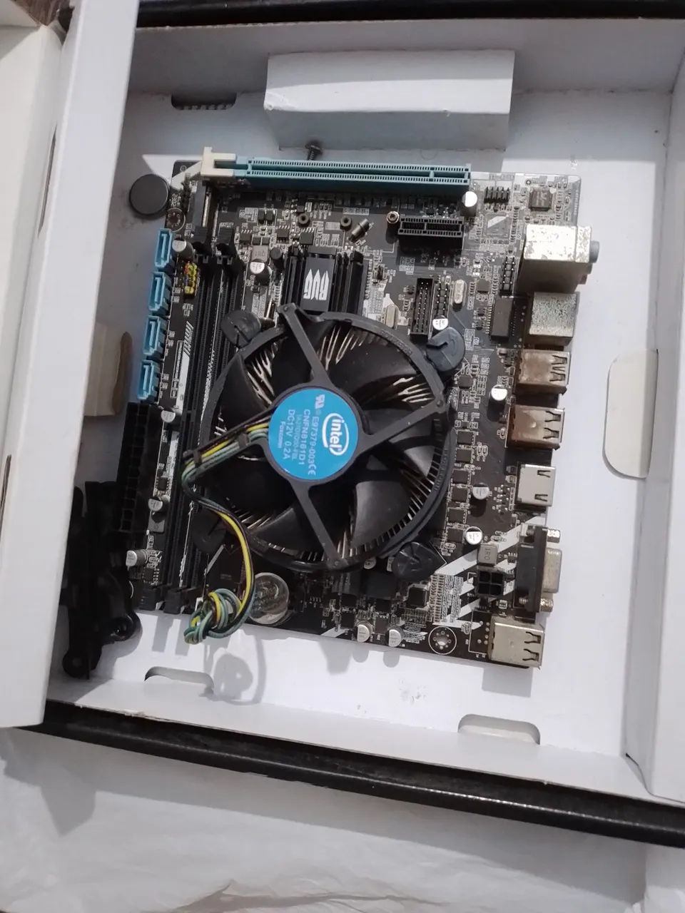 Vendo placa mãe com defeito  - Foto 2