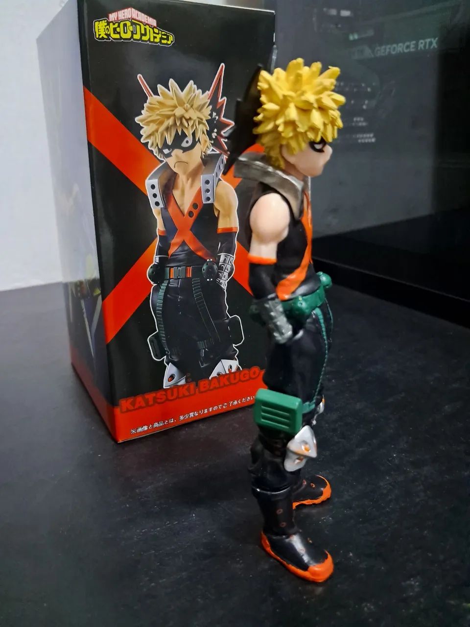 Action Figure My Hero Academia - Bakugou 17cm - Foto 4