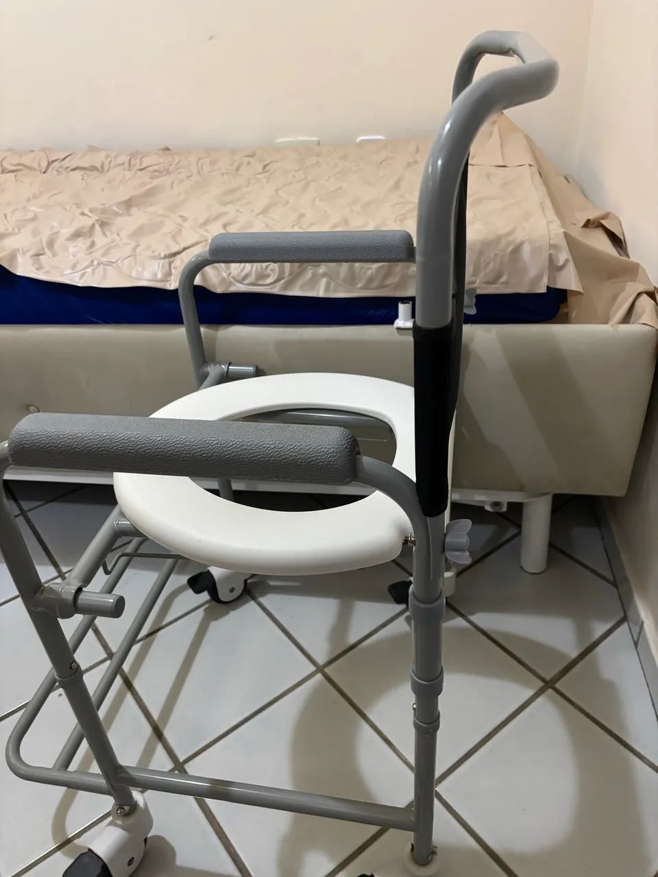 Cadeira para banho  - Foto 3
