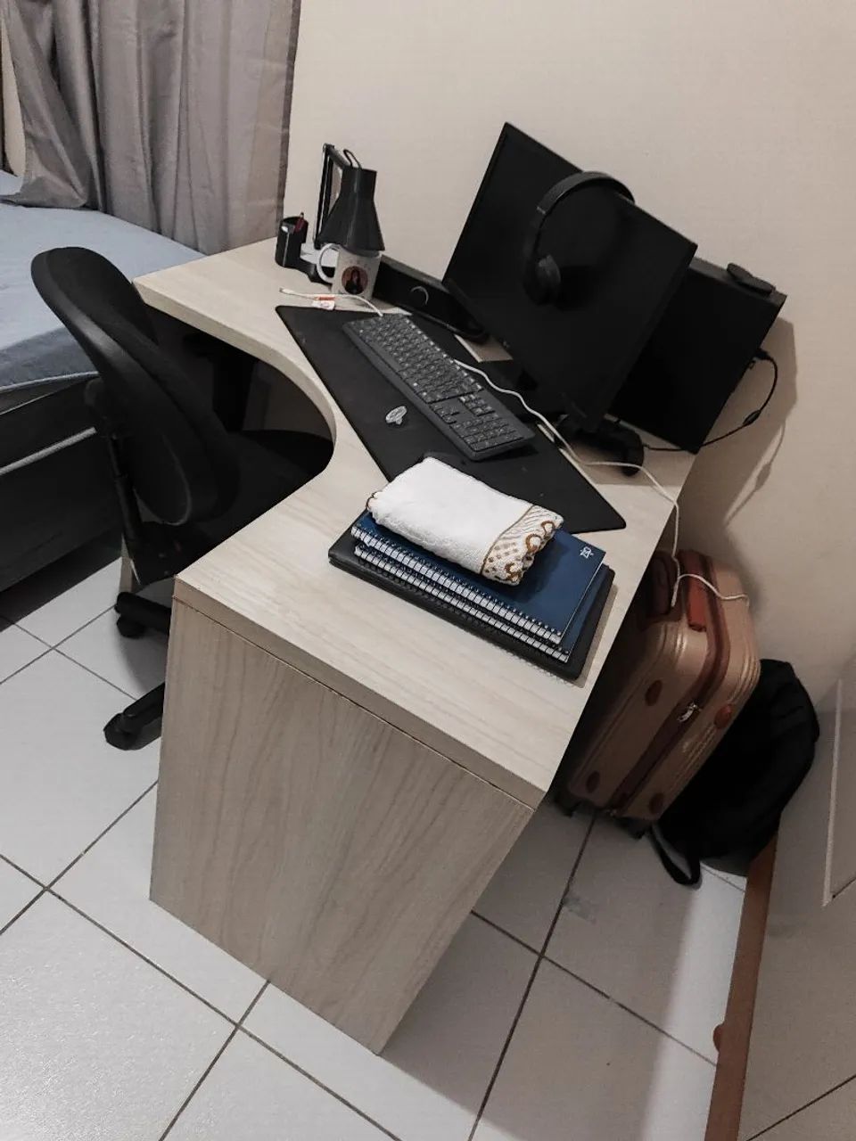 Mesa de canto 
