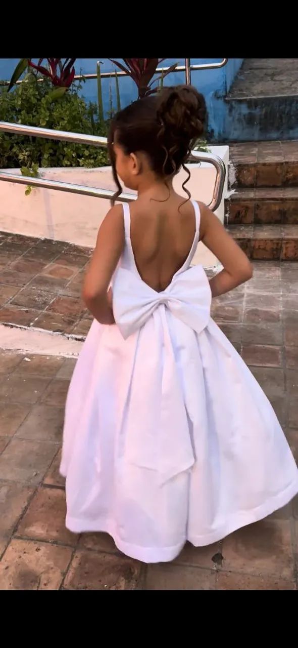Vestido branco infantil