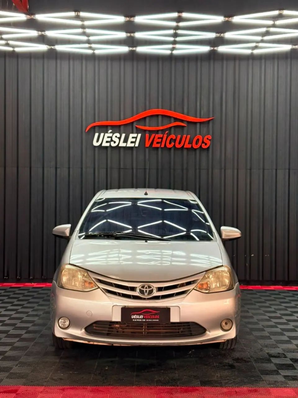 Toyota Etios X 1.3 Flex 16V 5P Mec. 2014 - Foto 4