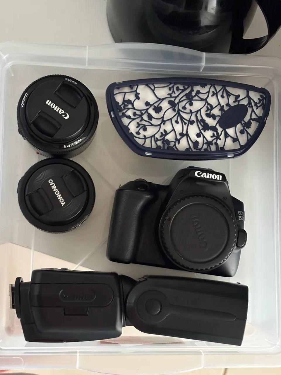 CANON 250D SL3 COM CAIXA