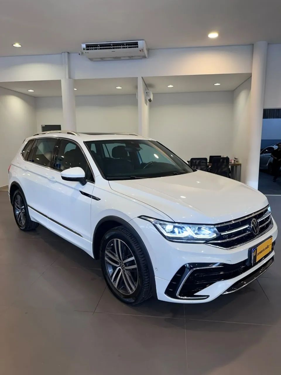 Volkswagen Tiguan TIGUAN Allspac R-Line 300 TSI 2.0 2024