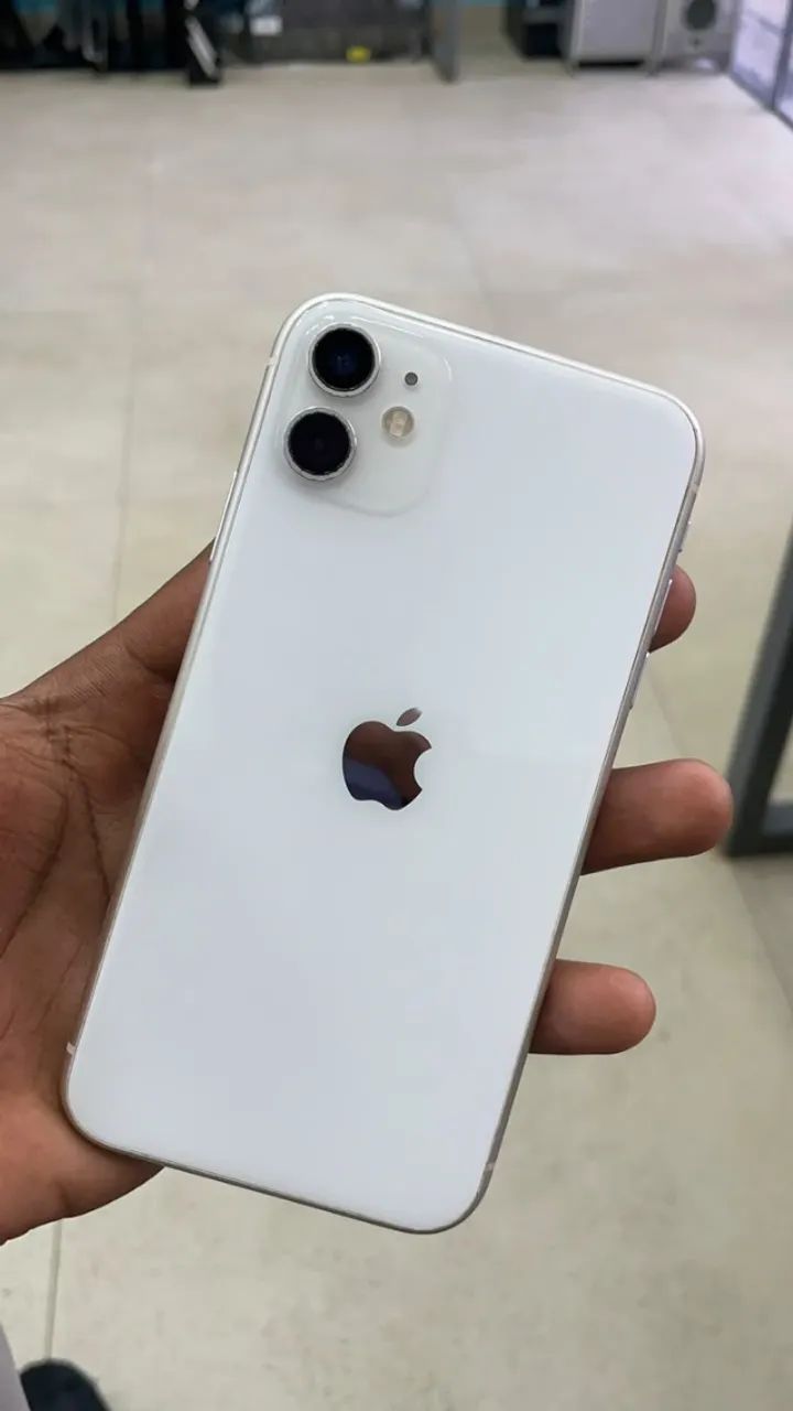 IPHONE 11 - 64GB - Branco