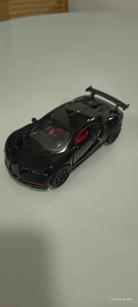 carrinho de Metal Bugatti Chiron Preto Escala 1/32 colecionável  - Foto 3