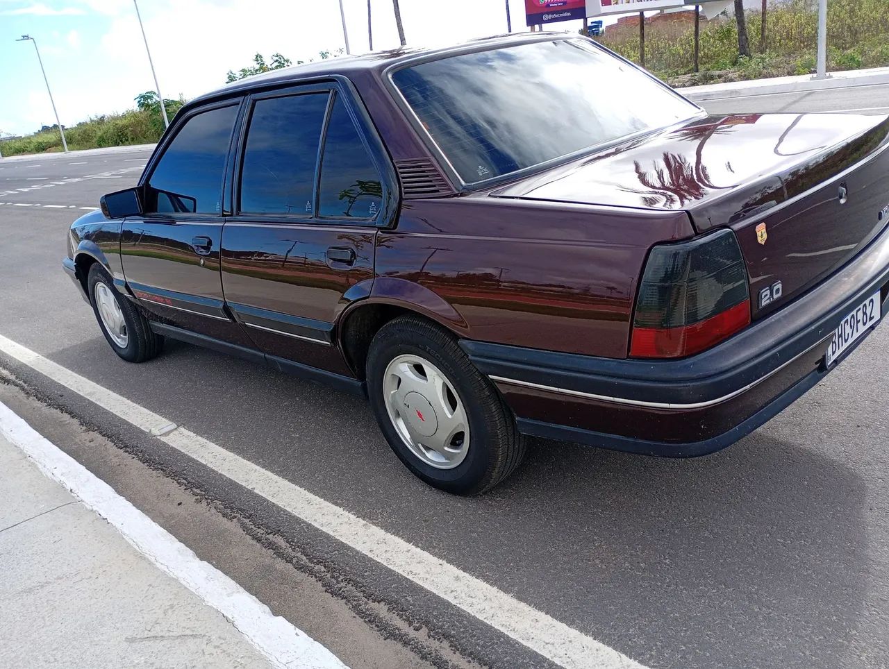 Chevrolet Monza Classic SE 2.0 /mpfi E EFI 2P E 4P 1992