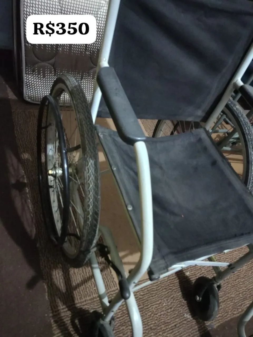 Vende-se Cadeira de Roda  - Foto 2