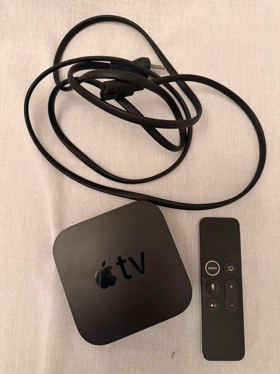 Apple TV 4k 1a Geração 2017 4k 32gb Preto - Modelo A1842