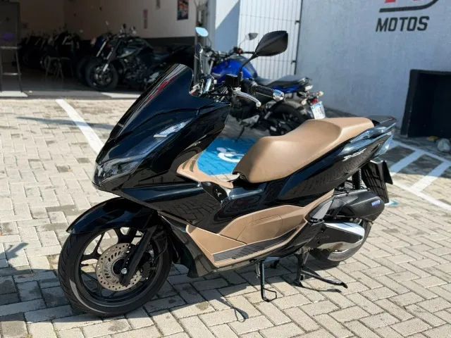 PCX 160 DLX ABS 