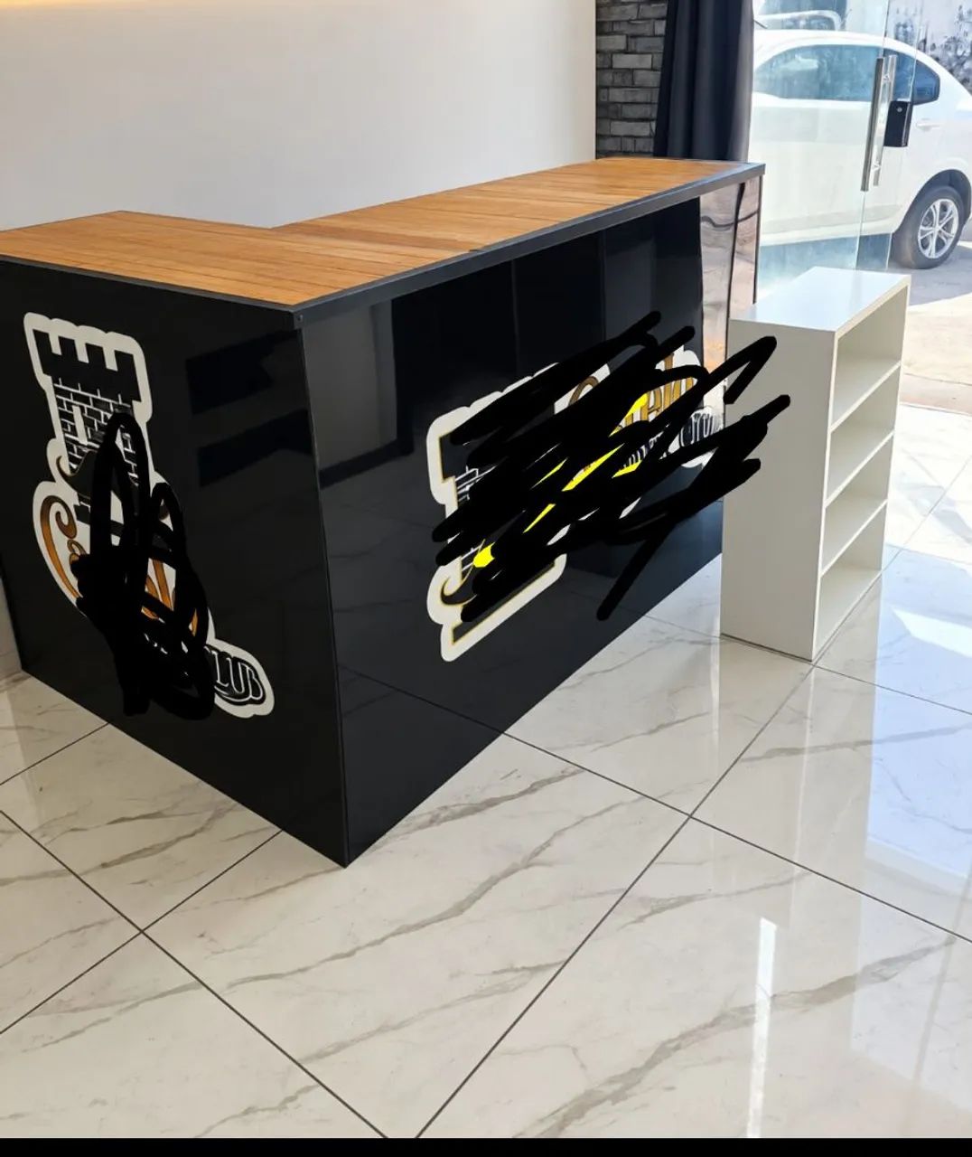 Balcão de recepção 