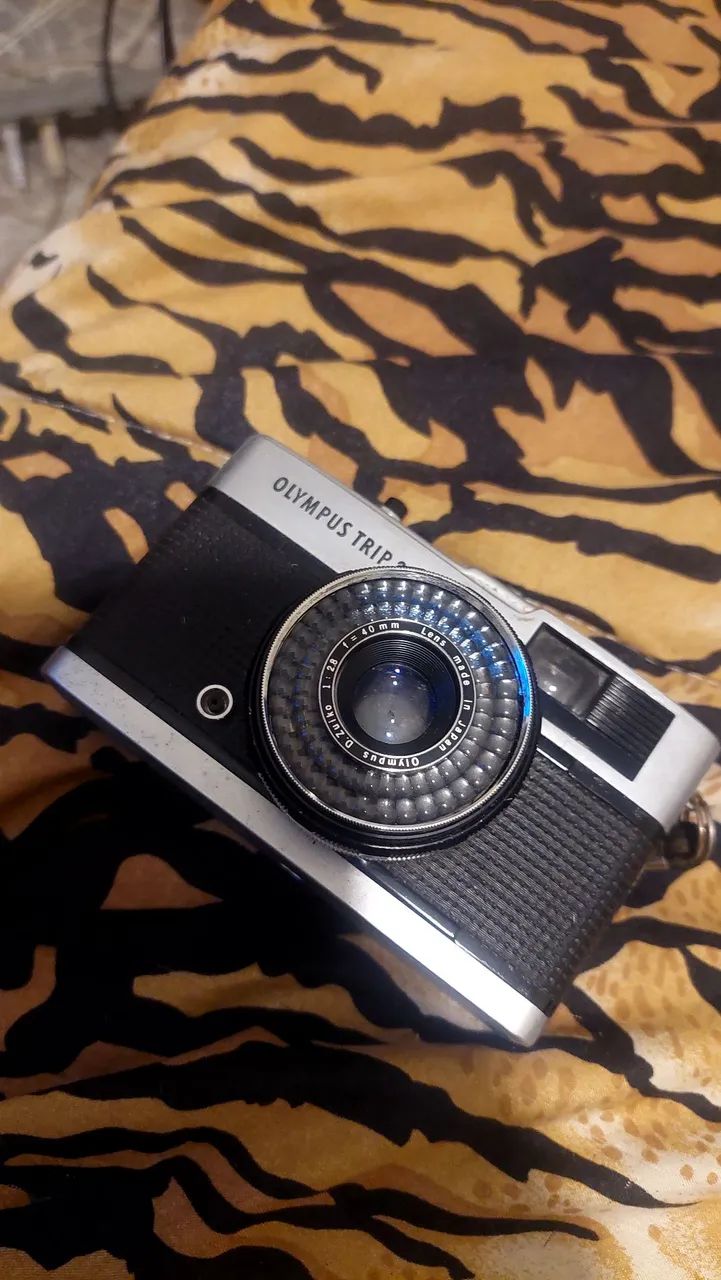 【整備済/完動品】（美品）Olympus Trip35 楽天市場】【整備済】【保証付】 オリンパス OLYMPUS TRIP 35 S/N