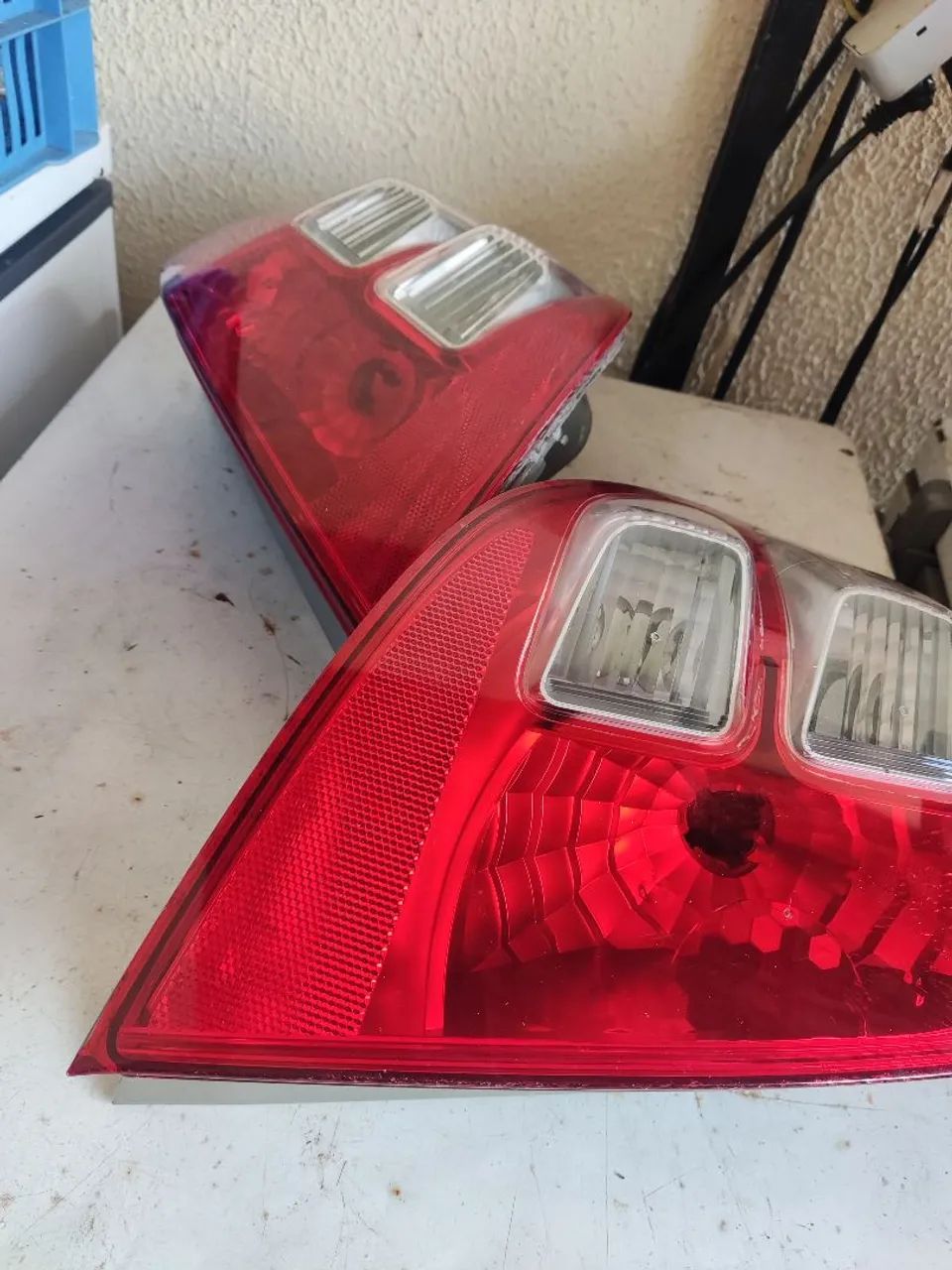 Vendo o par de lanterna - Foto 2