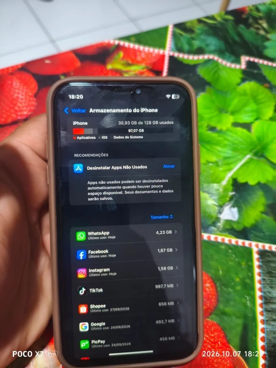 Vendo iPhone XR 128gb. 950.00 - Foto 3