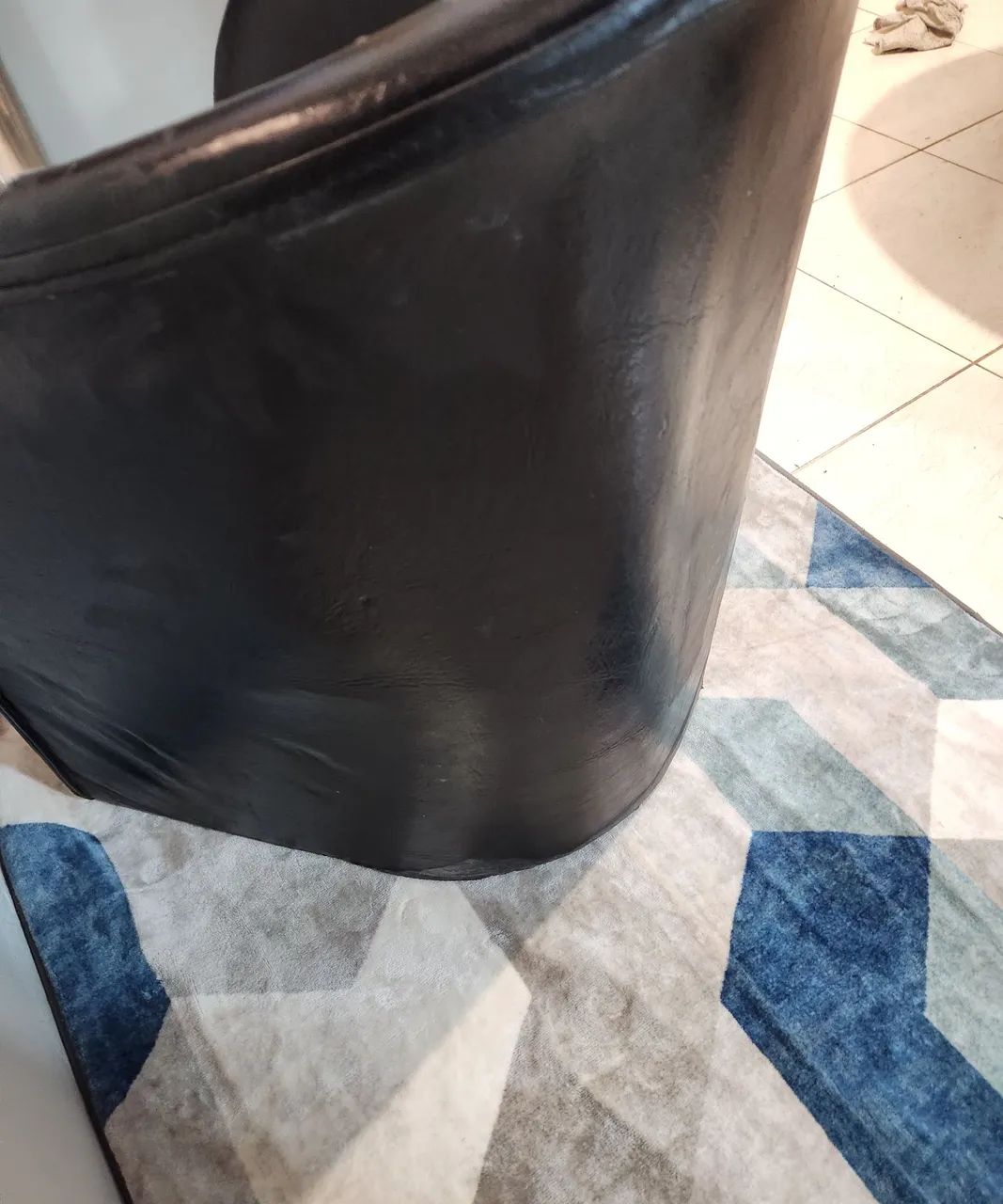 Poltrona Granada com estruturas em perfeito estado - Foto 4