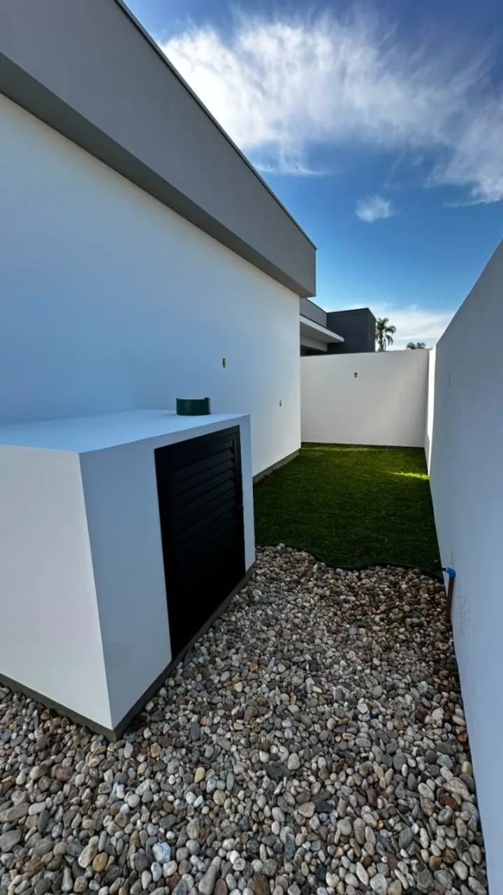 Casa com 3 quartos (1 suíte) e piscina em Tijucas - Foto 3