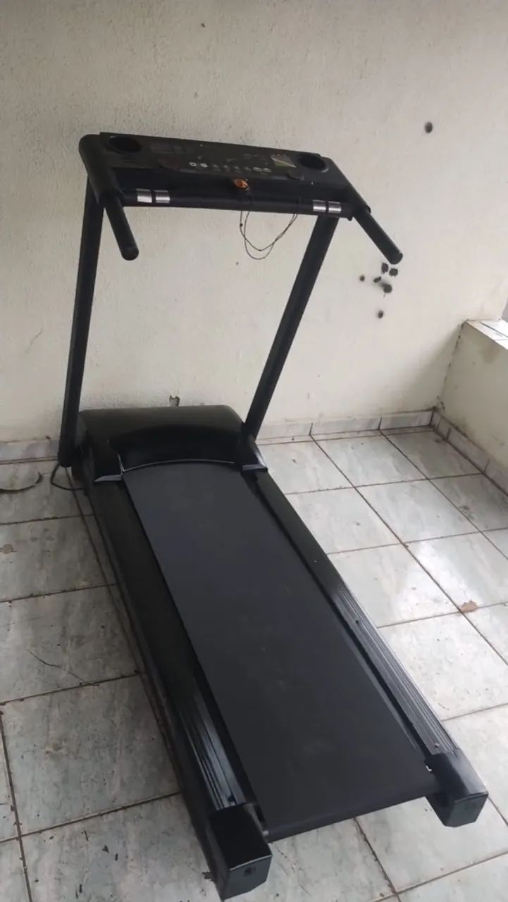 Esteira Atletic com elevação  - Foto 2