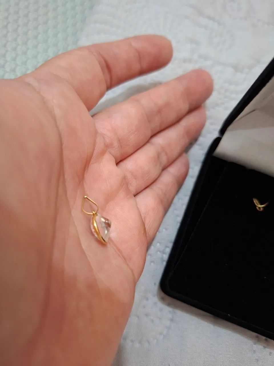 Pingente Coração na pedra zircônia e ouro 18k  - Foto 5