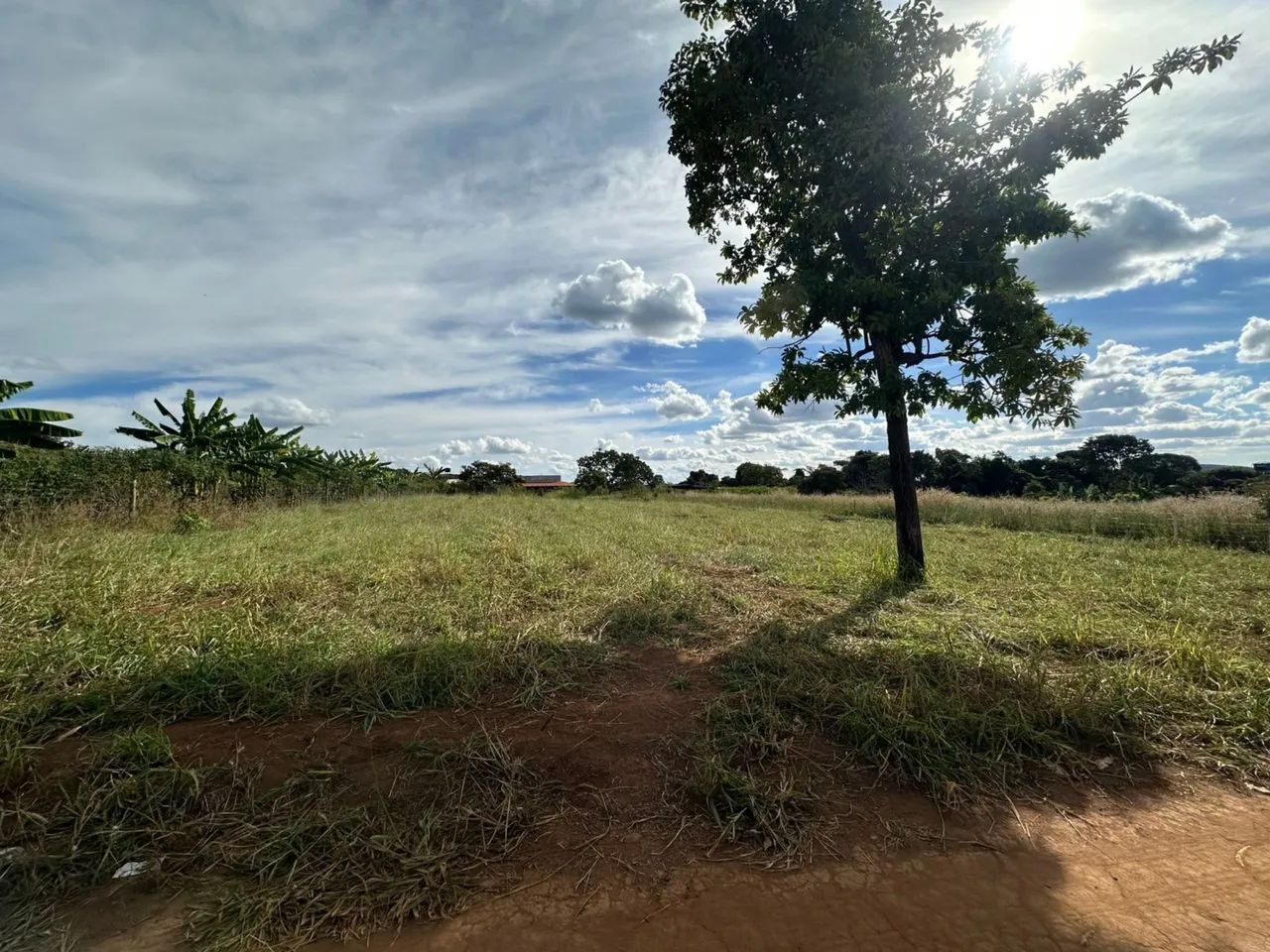 Chácara de 2.400m em Hidrolandia 