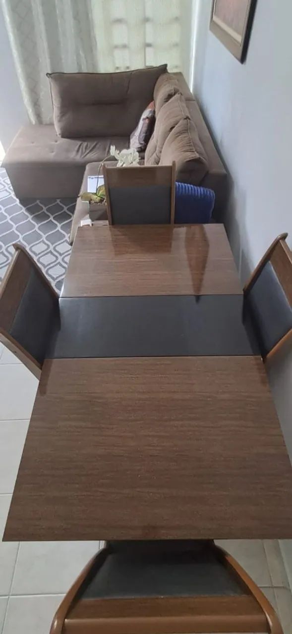 Vendo mesa de jantar com 4 cadeiras  - Foto 3