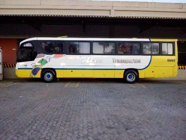 Ônibus Rodoviário motor dianteiro Comil campione