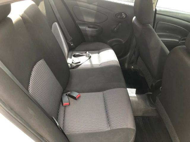 Nissan Versa 1.0 2016 - Foto 4