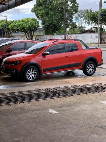Saveiro Cross (sem detalhes)