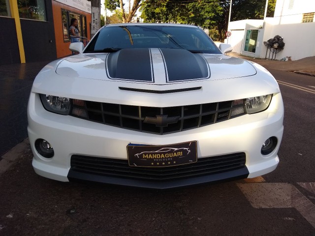 Carro Chevrolet Camaro 6.2 2SS Coupé V8 2013 - 2519395 - Curitiba - PR