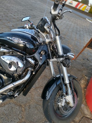 SUZUKI BOULEVARD M800