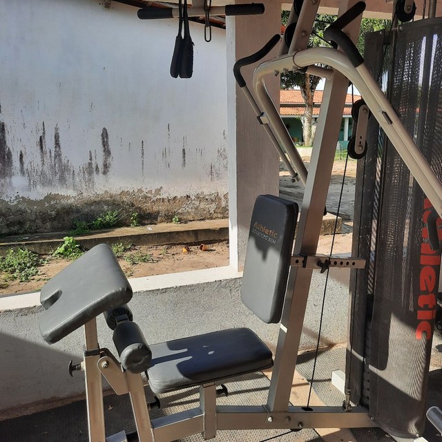 Vendo excelente aparelho de musculação 