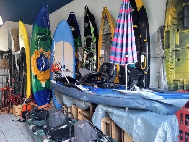 Caiaque Mero com pedal e ou motor para dua pessoas avalio trocas e parcelo em ate 21x - Foto 5