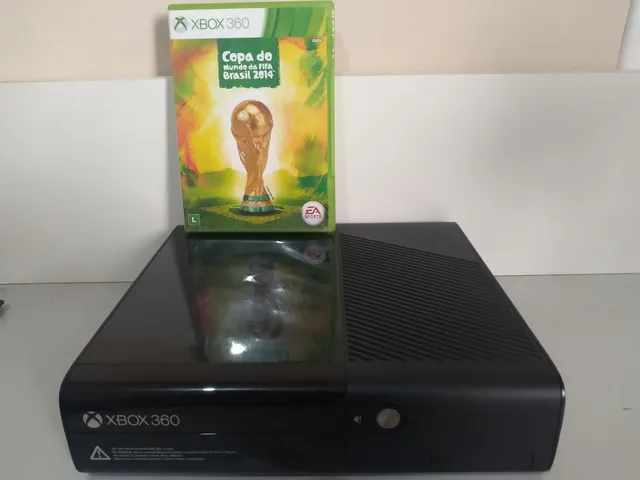 Console Xbox 360 Super Slim 4gb + Kinect E 5 Jogos - Usado