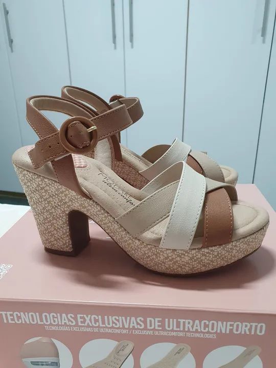 Sandália 35 nova
