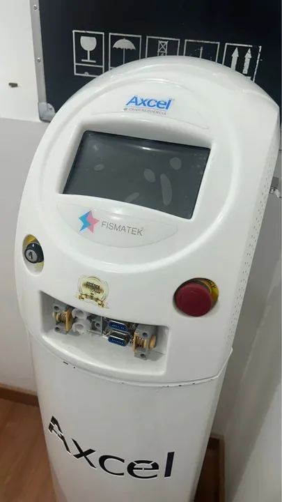 Aparelho redutor de gordura localizada Axcel FISMATEK