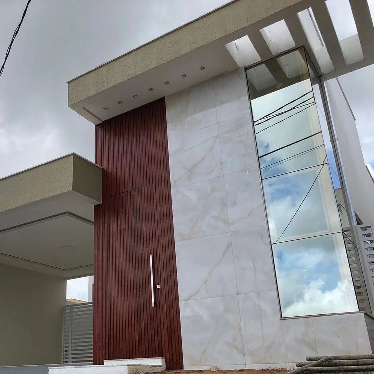 Portas Ripadas Pivotantes  - Foto 2