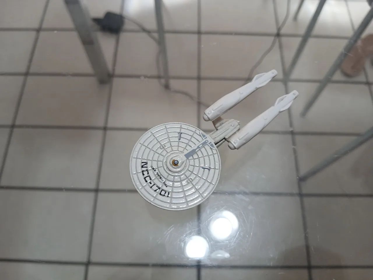 Miniatura Hot Wheels nave espacial Enterprise Star Trek - Foto 2