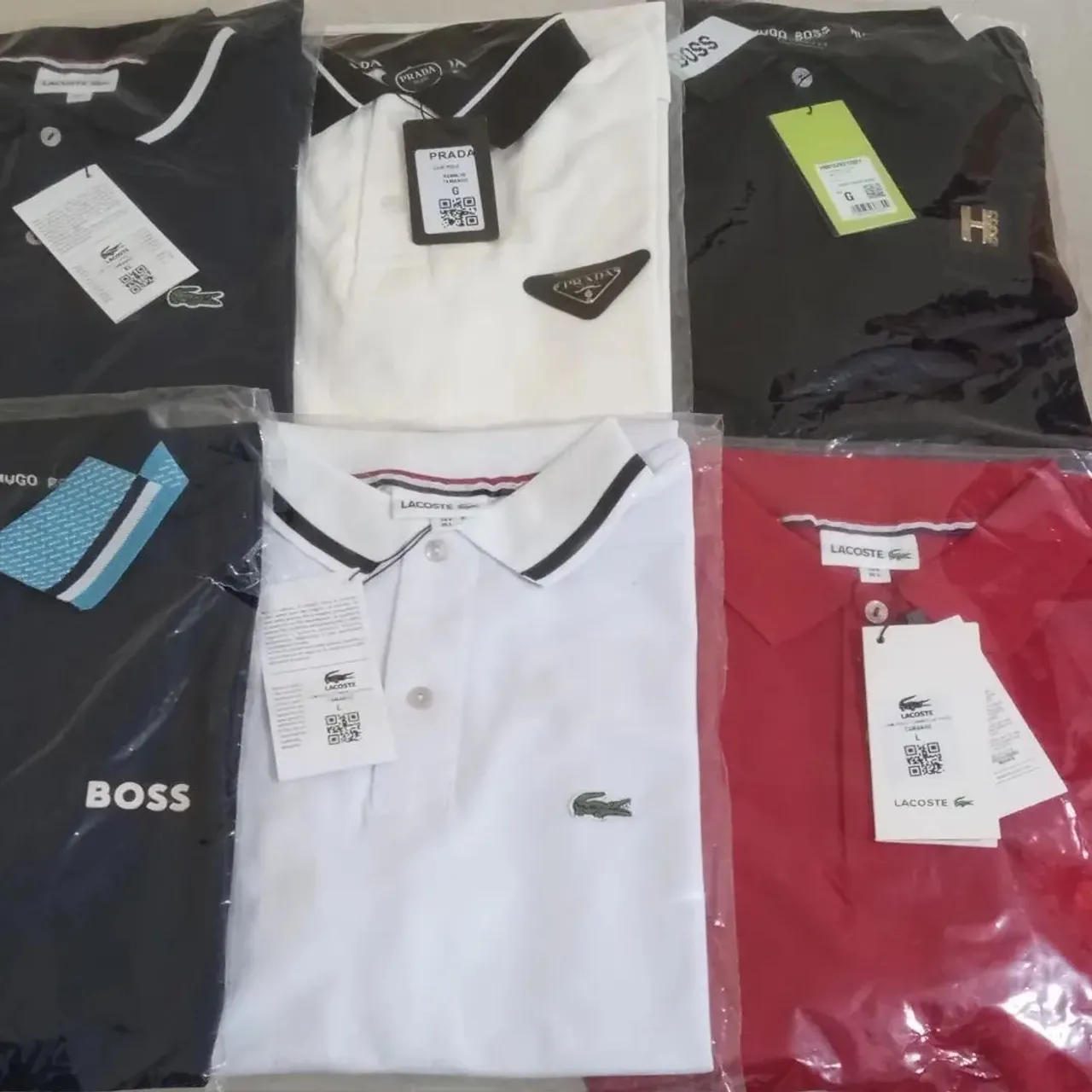 Roupas de marcas e acessórios