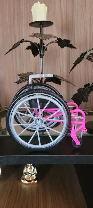 Cadeirinha de rodas para boneca - Barbie - brincar de médico - nova! - Foto 3
