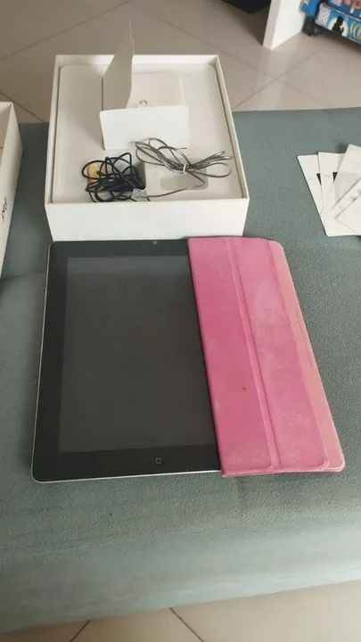 Ipad Wi-Fi celular 16GB Black/Preto 