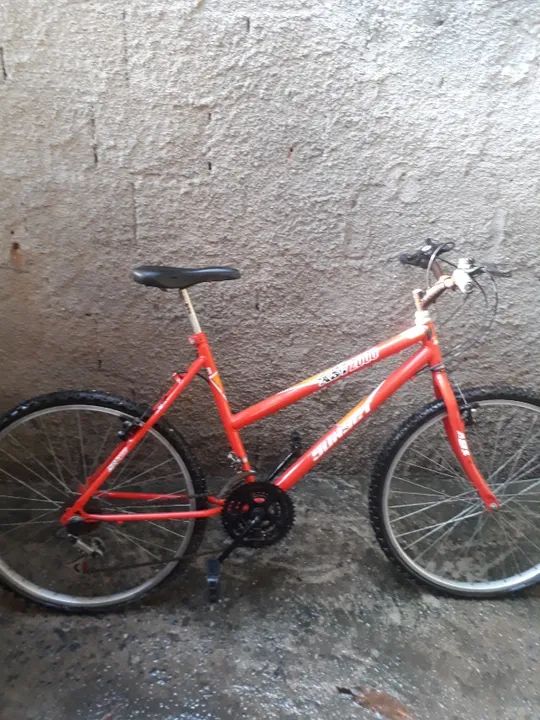 Bicicleta de 18 marchas usada e em bom estado geral. - Foto 2