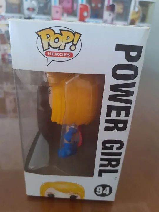 Funko Pop Power Girl 94 - Foto 2