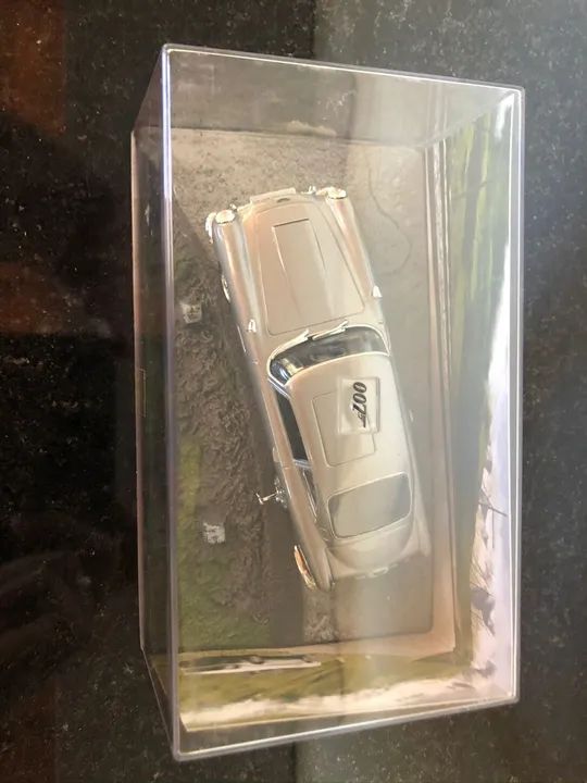 Miniatura Aston Martin DB5 - James Bond 007 - Foto 4