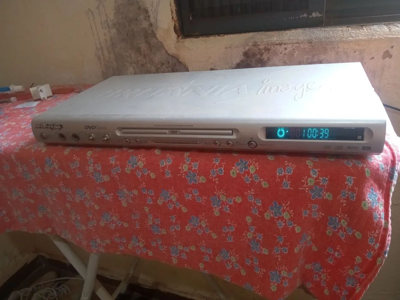 Dois aparelhos de dvd