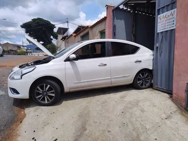 Nissan Versa Autom Tico Sucata Para Retirada De Pe As