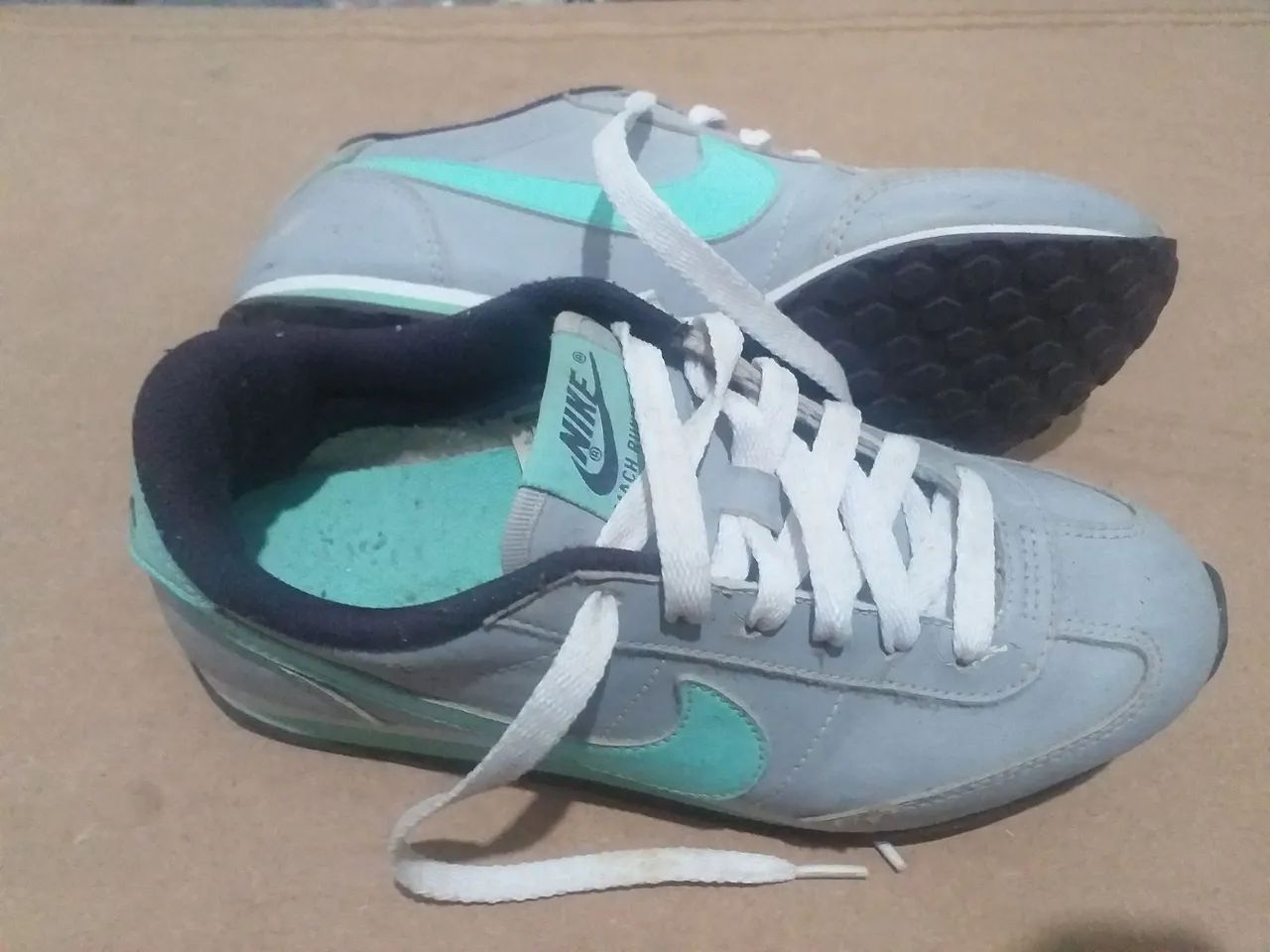 Tênis Nike Mach Runner - Cinza - Foto 3