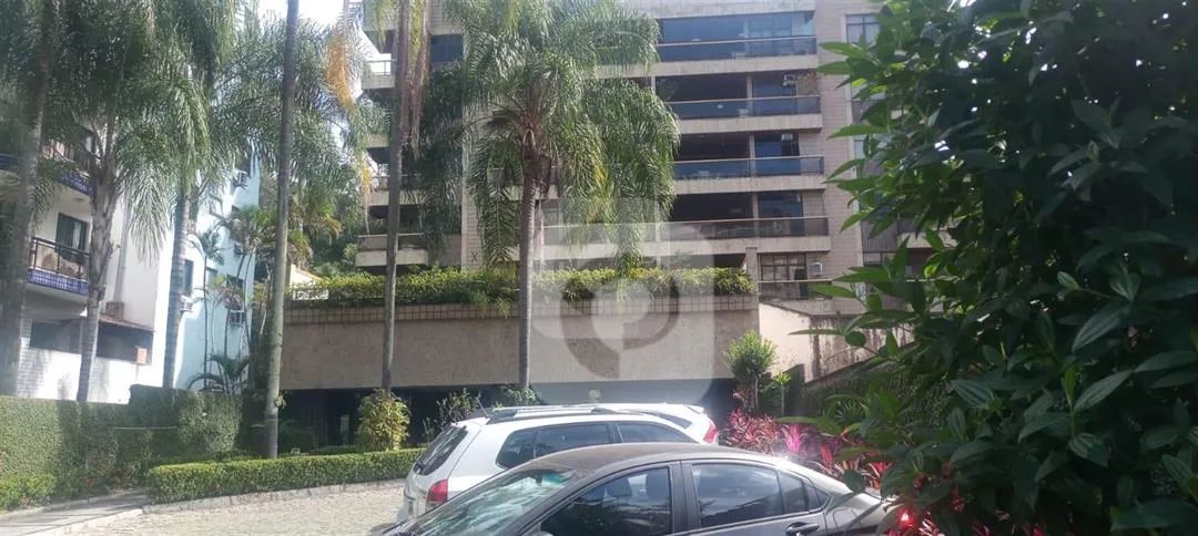 SELECIONE - Apartamento 4 quartos, sendo 4 suítes