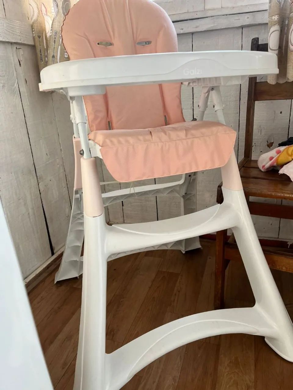 Cadeira Gazerano Premium