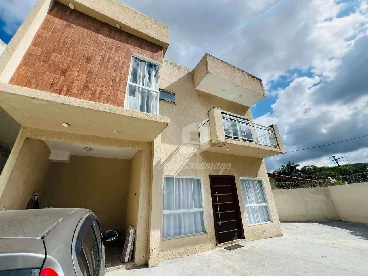 Casa no Engenho do Mato 3 Quartos com Quintal