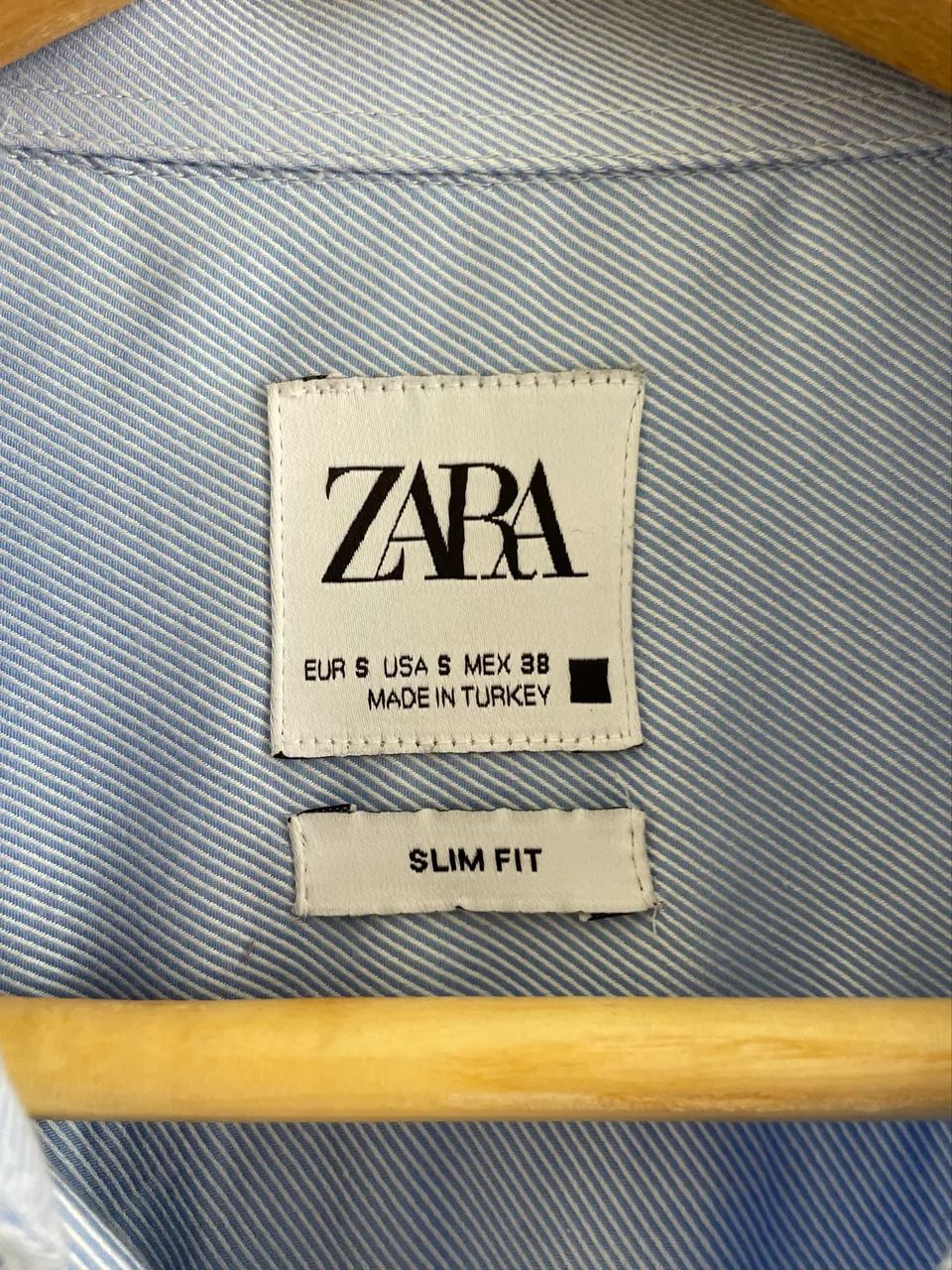 Camisa masculina P azul claro manga longa Zara  - Foto 5
