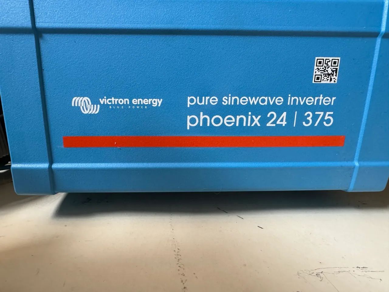 Inversor Victron Phoenix 24 / 120 - 375 VA 